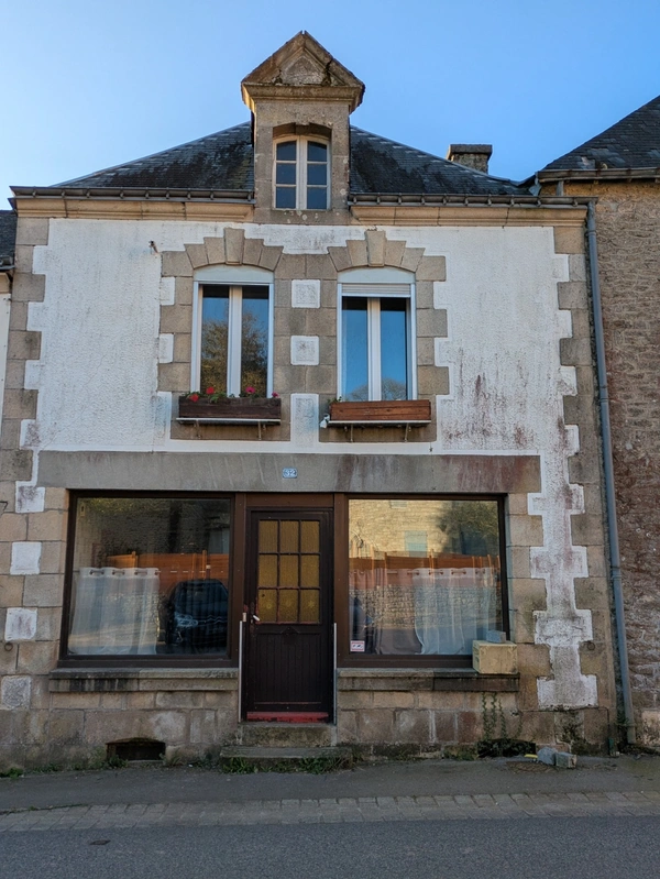 SAINT CARADEC TREGOMEL GRANDE MAISON DE 5 PIECES DE 130M² ENVIRON PARCELLE DE 1316m²