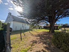BUBRY EN CAMPAGNE AU CALME MAISON NÉO BRETONNE EN REZ DE CHAUSSEE SURELEVE AVEC VIE DE PLAIN PIED DE 5 PIÈCES DE 100m² ENVIRON PARCELLES CLÔTURÉES DE 2315M²
