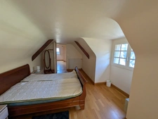 LOCMALO PROPRIÉTÉ DE 180M² ENVIRON EN CAMPAGNE AU CALME ENSEMBLE DE 2 MAISONS AVEC DOUBLE GARAGE PRÉAU ET DÉPENDANCE PUITS JARDIN ET BOIS DE 1 HECTARE 56