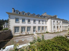 GUEMENE SUR SCORFF IMMEUBLE DE RAPPORT DE 600 M² ENVIRON SUR PARCELLE DE 830m² ENVIRON