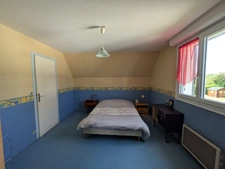 PLOËRDUT NÉO BRETONNE DE 123 M² ENVIRON 5 PIÈCES AVEC VIE DE PLAIN PIED PARCELLE CLÔTURÉE DE 803m²