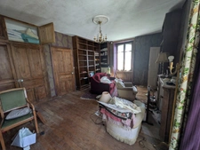 GUEMENE SUR SCORFF MAISON BOURGEOISE  7 PIÈCES 185 M² ENVIRON AVEC GARAGE ET DÉPENDANCES,UN PUITS UNE PARCELLE DE 3706M² 