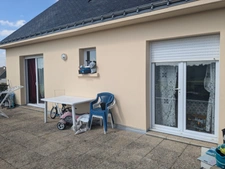 GUEMENE SUR SCORFF IMMEUBLE DE RAPPORT COMPOSE DE 2 LOGEMENTS T3 ET T5 JARDIN DE 800M² ENVIRON