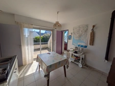 GÂVRES ACCES DIRECT A LA PLAGE JOLIE MAISON DE 105m² ENVIRON 5 PIÈCES PARCELLE CLÔTURÉE EN BOUT D' IMPASSE DE 454m²