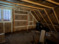 MELRAND MAISON 3 PIECES EN REZ DE CHAUSSEE SURELEVE PARCELLE DE 3109M² CLOTURE AVEC DEPENDANCE ET PUITS