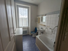 GUEMENE SUR SCORFF GRANDE MAISON DE 130M² ENVIRON AVEC VIE DE PLAIN PIED SUR 2 NIVEAUX PARCELLE DE 587m²