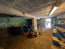 BUBRY PROPRIÉTÉ COMPOSÉE D' UNE BELLE MAISON BOURGEOISE DE 6 PIÈCES  215 M² ENVIRON GARAGE ET DÉPENDANCE PARCELLE DE 4160M² EN PARTIE AMÉNAGEABLE