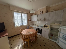 BUBRY EN CAMPAGNE AU CALME MAISON NÉO BRETONNE EN REZ DE CHAUSSEE SURELEVE AVEC VIE DE PLAIN PIED DE 5 PIÈCES DE 100m² ENVIRON PARCELLES CLÔTURÉES DE 2315M²