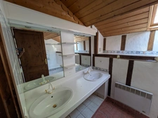 SAINT CARADEC TREGOMEL LONGERE DE 208M² DE 8 PIECES  ENVIRON SUR PARCELLE DE 1600M²