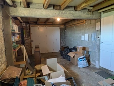 PLOERDUT GRANDE  MAISON DE 9 PIECES DE 140m² ENVIRON PARCELLE DE 603m² ENVIRON
