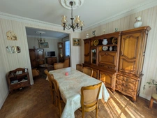 BUBRY EN CAMPAGNE AU CALME MAISON NÉO BRETONNE EN REZ DE CHAUSSEE SURELEVE AVEC VIE DE PLAIN PIED DE 5 PIÈCES DE 100m² ENVIRON PARCELLES CLÔTURÉES DE 2315M²