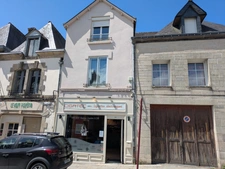 GUEMENE SUR SCORFF IMMEUBLE DE 230M² ENVIRON SUR 3 NIVEAUX AVEC JARDIN