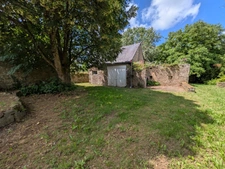 GUEMENE SUR SCORFF MAISON BOURGEOISE À RÉNOVER DE 5 PIÈCES 131M² ENVIRON TROIS DÉPENDANCES EN PIERRE SOUS ARDOISE PARCELLE DE 1740M²