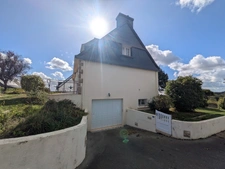SEGLIEN MAISON NÉO BRETONNE DE 150M² DE 7 PIÈCES AVEC VIE DE PLAIN PIED PARCELLE CLÔTURÉE DE 807m²