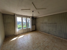 LOCMALO MAISON À RÉNOVER DE 80M² environ 5 pièces parcelle de 1066m² envion.