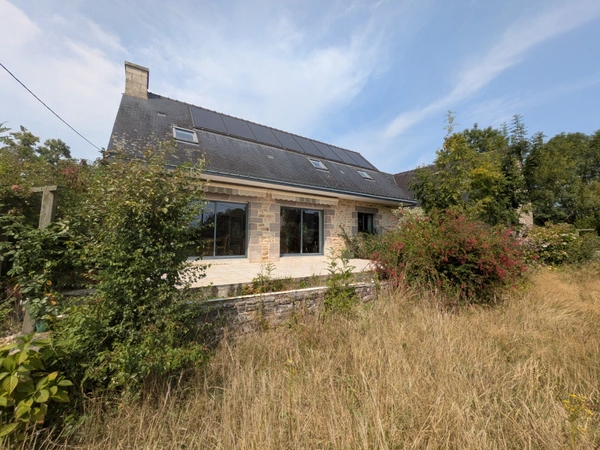 SAINT CARADEC TREGOMEL ENSEMBLE DE 2 LONGERES DE 230m² ENVIRON 11 PIECES PARCELLE DE 2800m²