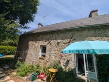 LANGOËLAN JOLIE MAISON DE CARACTÈRE DE 80M² ENVIRON 4 PIÈCES PARCELLE DE 230M² ENVION