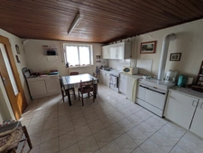 BUBRY MAISON A USAGE D HABITATION DE 90M² ENVIRON HABITABLE AVEC GARAGE ET DEPENDANCE EN PIERRE PARCELLE DE 8022M² ENVIRON