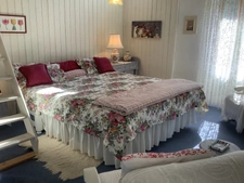  GUEMENE SUR SCORFF BELLE DEMEURE EN PIERRE DE 185 m² ENVIRON COUR EXTERIEURE JARDIN NON ATTENANT DE 764M²