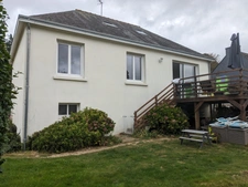 NEULLIAC MAISON EN REZ DE CHAUSSEE SURELEVE de 73m² 3 PIECES PARCELLE DE 1231m² EN PARTIE CONSTRUCTIBLE