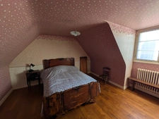 GUEMENE SUR SCORFF GRANDE MAISON DE 170M² DIVISEE EN 3 LOGEMENTS PARCELLE DE 561M²