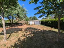 NEULLIAC MAISON EN REZ DE CHAUSSEE SURELEVE de 73m² 3 PIECES PARCELLE DE 1231m² EN PARTIE CONSTRUCTIBLE