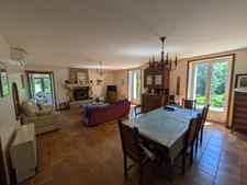 BUBRY PROPRIÉTÉ COMPOSÉE D' UNE BELLE MAISON BOURGEOISE DE 6 PIÈCES  215 M² ENVIRON GARAGE ET DÉPENDANCE PARCELLE DE 4160M² EN PARTIE AMÉNAGEABLE