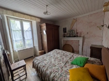 GUEMENE SUR SCORFF MAISON BOURGEOISE À RÉNOVER DE 5 PIÈCES 131M² ENVIRON TROIS DÉPENDANCES EN PIERRE SOUS ARDOISE PARCELLE DE 1740M²