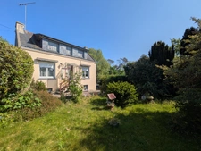 BUBRY MAISON À RÉNOVER DE 65 m² ENVIRON 3 PIÈCES GARAGE ET ABRI DE JARDIN PARCELLE DE 1450M²