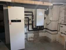 PLOERDUT NEO BRETONNE DE 140M² ENVIRON 6 PIECES AVEC VIE DE PLAIN PIED PARCELLE CLOTUREE DE 1077m²