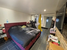 Séglien en campagne longère en pierre rénovée avec vie de plain pied de 243m², garage, atelier et dépendance parcelle de 7125m²