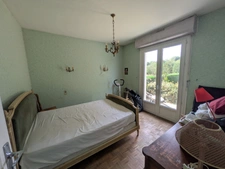 PLOËRDUT NÉO BRETONNE DE 123 M² ENVIRON 5 PIÈCES AVEC VIE DE PLAIN PIED PARCELLE CLÔTURÉE DE 803m²