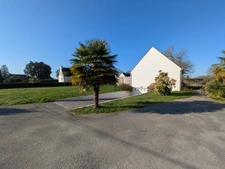 SAINT TUGDUAL MAISON DE 110 M² 5 PIÈCES 4 CHAMBRES AVEC VIE DE PLAIN PIED SUR PARCELLE DE 4479 M²