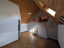 SAINT TUGDUAL JOLIE LONGÈRE DE 5 PIECES DE 154m² ENVION AVEC VIE DE PLAIN PIED PARCELLE DE 1390m² ENVIRON POSSIBILITE D ACQUERIR UNE PARCELLE BOISÉE DE 3 HECTARES 200 EN SUPPLÉMENT