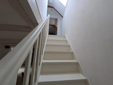 MAISON EN PIERRE SOUS ARDOISE DE 75M² ENVIRON 3 PIECES TERASSE DE 9m² ENVIRON L'ARRIERE DE LA MAISON