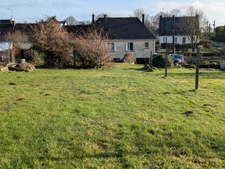 SAINT CARADEC TREGOMEL MAISON DE CARACTÈRE EN REZ DE CHAUSSEE SURELEVE 5 PIÈCES DE 105M² ENVIRON PARCELLE DE 1575M²