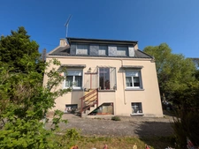 BUBRY MAISON À RÉNOVER DE 65 m² ENVIRON 3 PIÈCES GARAGE ET ABRI DE JARDIN PARCELLE DE 1450M²
