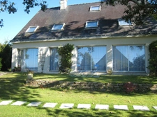GUEMENE SUR SCORFF  TRES JOLIE MAISON DE 7 PIECES 185m² ENVIRON TERRAIN DE 1100m² ENVIRON OPPORTUNITE