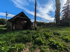 Ensemble de 3 Longères de 430m² au total en pierre a rénover avec appentis et grange parcelle de 8000 m² envrion