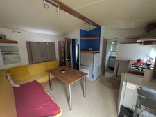 AMBON MOBIL-HOME DE 26m² ENVIRON 2 CHAMBRES AVEC TERRASSE BOIS SUR L'EXTÉRIEUR ET ABRIS DE JARDIN PARCELLE DE 200m² ENVIRON