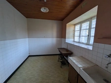 GUEMENE SUR SCORFF GRANDE MAISON DE 170M² DIVISEE EN 3 LOGEMENTS PARCELLE DE 561M²