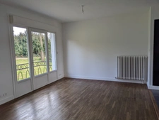 SEGLIEN MAISON DE CAMPAGNE 4 PIECES 78 M² ENVIRON PARCELLE DE 1089M² ENVIRON