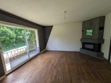 LIGNOL en campage au calme maison en rez de chaussée surélevé de 98m² environ 6 pièces parcelle de 2425m² environ avec dépendance.
