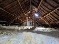 LIGNOL en campage au calme maison en rez de chaussée surélevé de 98m² environ 6 pièces parcelle de 2425m² environ avec dépendance.