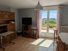 PLOERDUT GRANDE  MAISON DE 9 PIECES DE 140m² ENVIRON PARCELLE DE 603m² ENVIRON