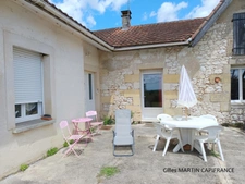 Propriete à vendre 5 pièces  avec un chai et une dépendance