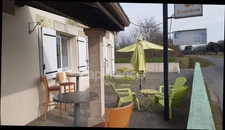 Fonds de commerce - restaurant, bar, tabac avec logement et dépendance - Touvérac