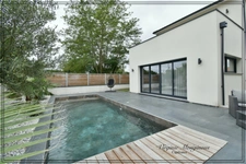 Contemporaine - 3 chambres + bureau, garage et piscine
