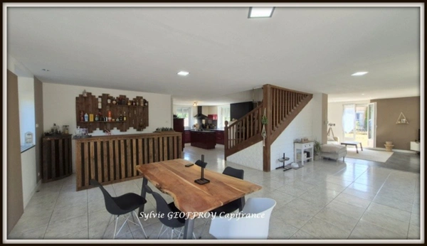 Maison à vendre 9 pièces CORBENAY (70)