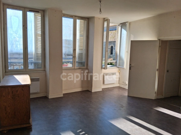 Maison à vendre 4 pièces CHATEAUNEUF VAL DE BARGIS (58)